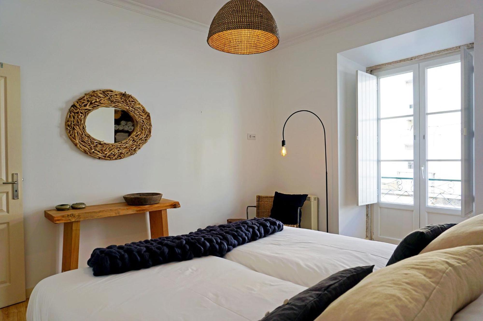 Sonel Investe Anjos Boutique Apartments By Get Your Stay Lisboa Exteriör bild